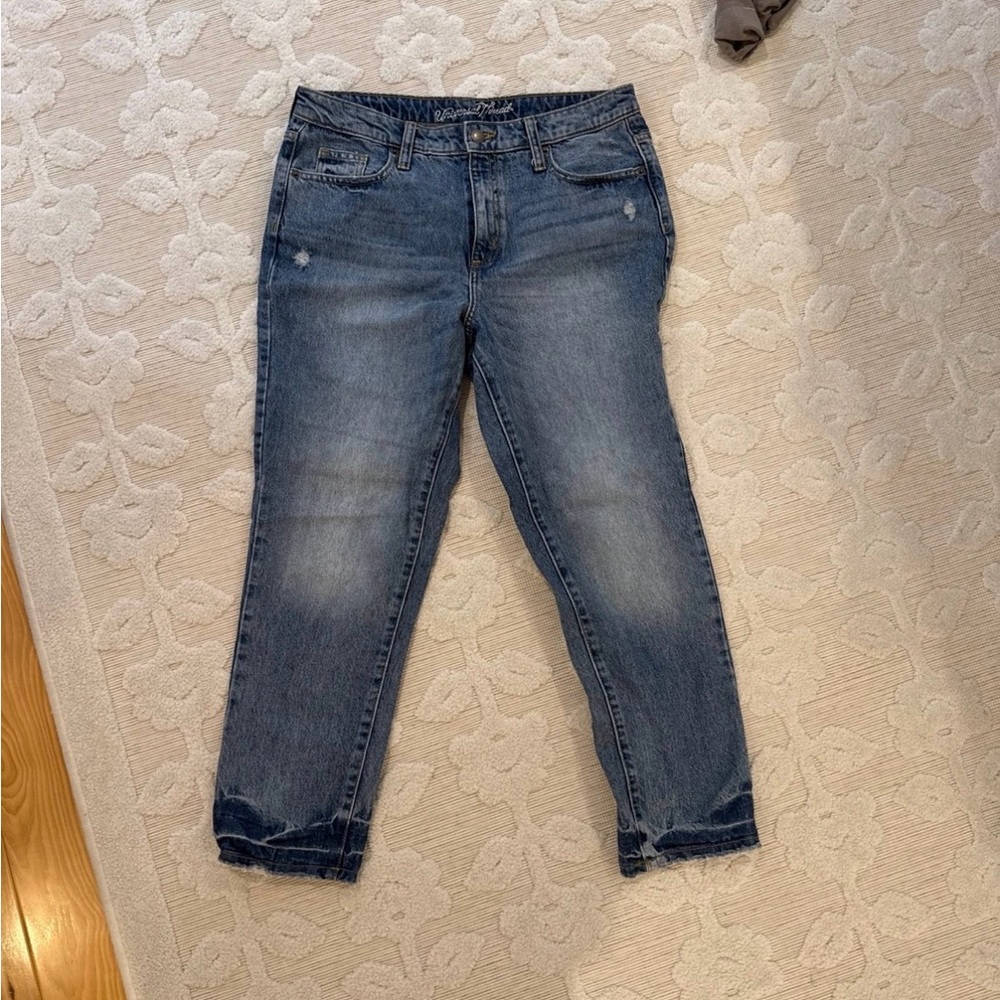 Universal thread jeans